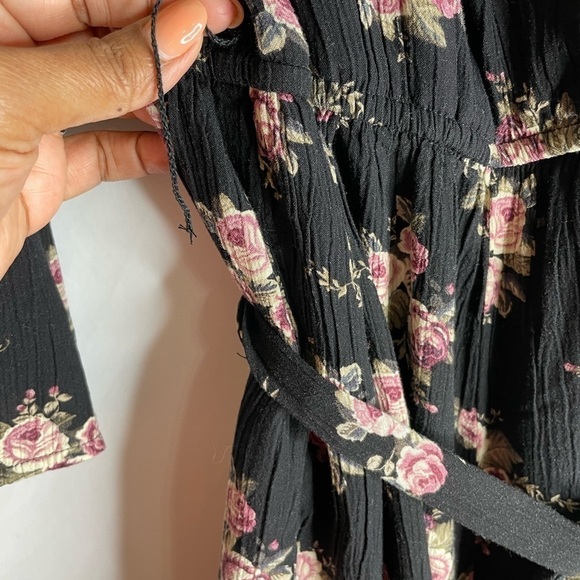 𝅺American Eagle Outfitter’s jumpsuit Rompers - Picture 8 of 13